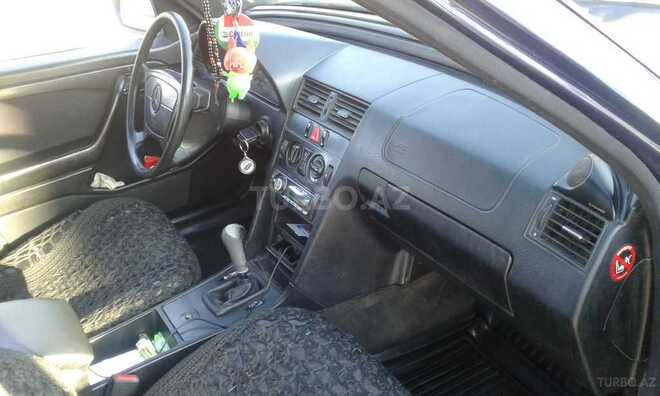 Mercedes C 180 1997, 301,000 km - 1.8 l - İsmayıllı