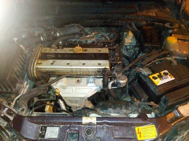 Opel Vectra 1996, 364,073 km - 1.8 l - Sumqayıt