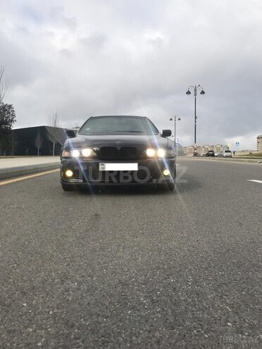 BMW 528 2000, 203,000 km - 2.8 l - Bakı