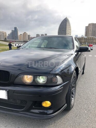 BMW 528 2000, 203,000 km - 2.8 l - Bakı