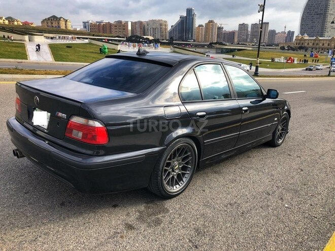 BMW 528 2000, 203,000 km - 2.8 l - Bakı