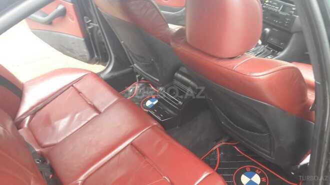 BMW 325 2000, 280,000 km - 2.5 l - Quba