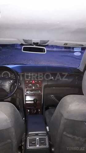 Mercedes E 220 2000, 307,934 km - 2.2 l - Cəlilabad