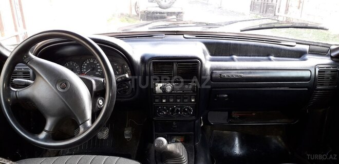 GAZ 31105 2005, 300,000 km - 2.3 l - Bakı