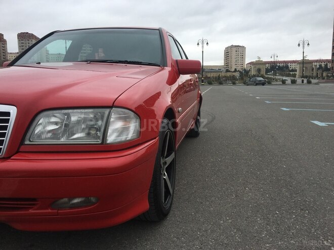 Mercedes C 200 1999, 217,000 km - 2.0 l - Bakı