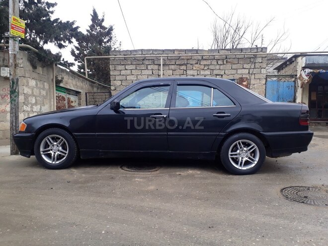 Mercedes C 220 1994, 280,000 km - 2.2 л - Bakı