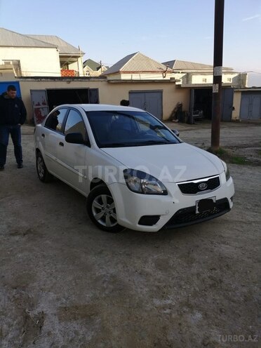 Kia Rio 2011, 322,400 km - 1.4 l - Bakı