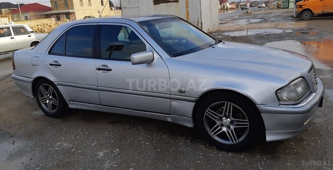 Mercedes C 240 1999, 284,652 km - 2.4 l - Bakı