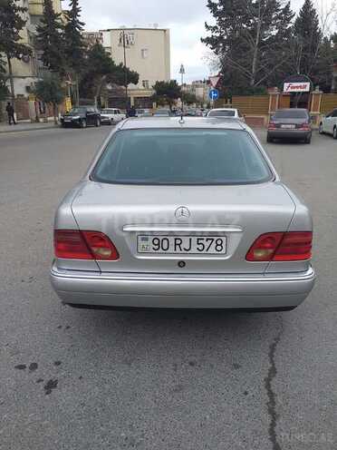 Mercedes E 240 1998, 432,000 km - 2.4 l - Bakı