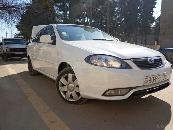 Daewoo Gentra 2014, 209,200 km - 1.5 л - Salyan