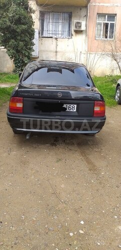 Opel Vectra 1991, 388,400 km - 2.0 l - Bakı