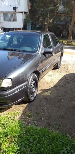 Opel Vectra 1991, 388,400 km - 2.0 l - Bakı