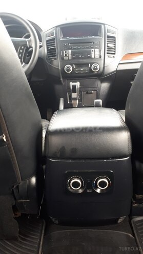 Mitsubishi Pajero 2007, 230,800 km - 3.0 л - Bakı