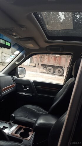 Mitsubishi Pajero 2007, 230,800 km - 3.0 л - Bakı