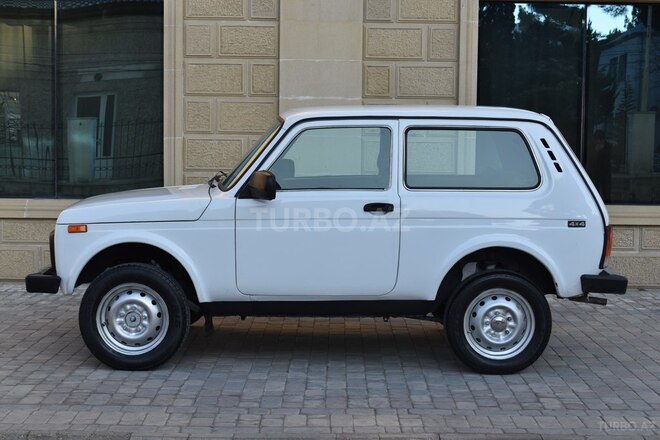 LADA (VAZ) Niva 1983, 100,000 km - 1.7 l - Bakı