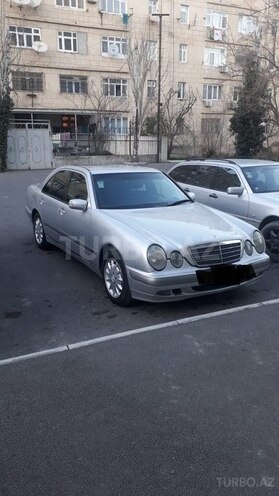 Mercedes E 220 2000, 340,000 km - 2.2 л - Bakı