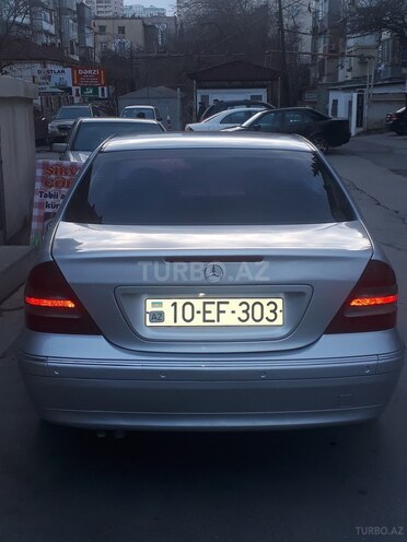 Mercedes C 180 2002, 268,000 km - 1.8 l - Bakı