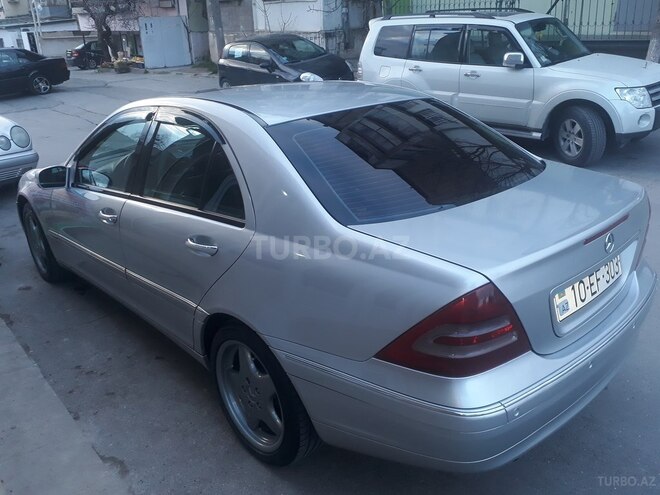 Mercedes C 180 2002, 268,000 km - 1.8 l - Bakı