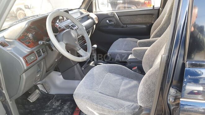 Mitsubishi Pajero 1994, 285,000 km - 2.8 l - Gəncə
