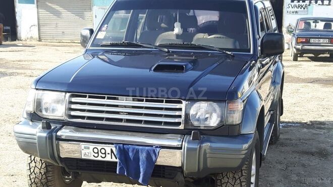 Mitsubishi Pajero 1994, 285,000 km - 2.8 l - Gəncə