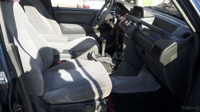 Mitsubishi Pajero 1994, 285,000 km - 2.8 l - Gəncə