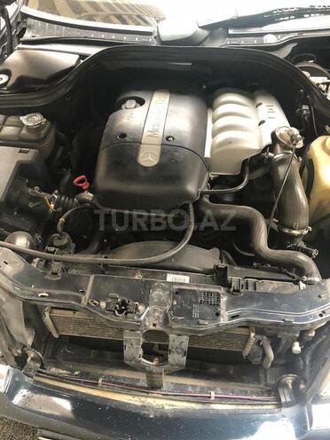 Mercedes C 220 2000, 290,000 km - 2.2 l - Bakı