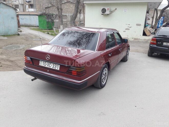 Mercedes E 200 1993, 61,500 km - 2.0 л - Bakı