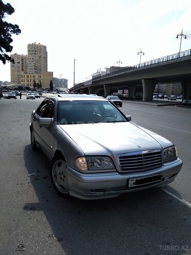 Mercedes C 240 1999, 300,000 km - 2.4 л - Bakı