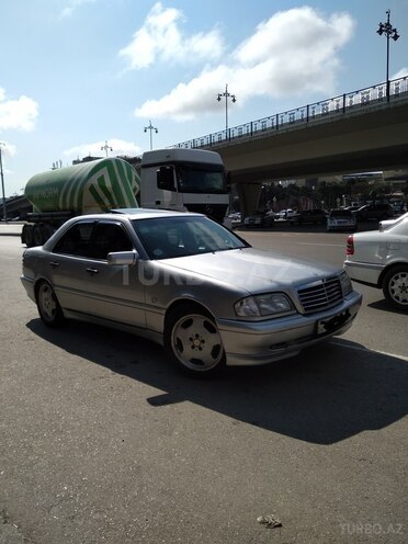 Mercedes C 240 1999, 300,000 km - 2.4 л - Bakı