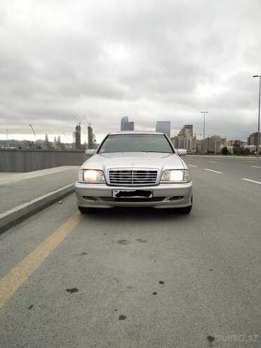 Mercedes C 240 1999, 300,000 km - 2.4 л - Bakı