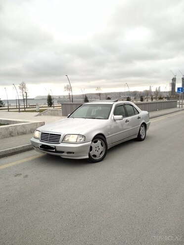Mercedes C 240 1999, 300,000 km - 2.4 л - Bakı