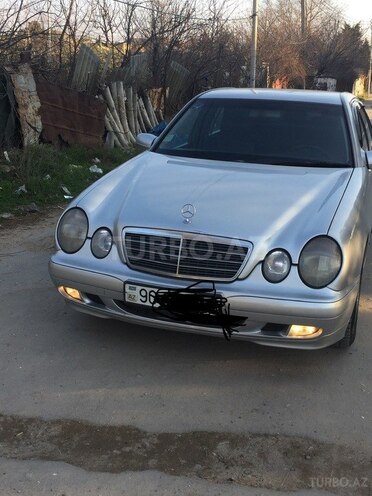 Mercedes E 220 1999, 520,000 km - 2.2 л - Bakı