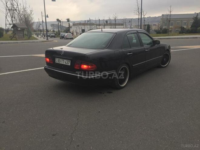 Mercedes E 430 2002, 272,421 km - 4.3 l - Bakı