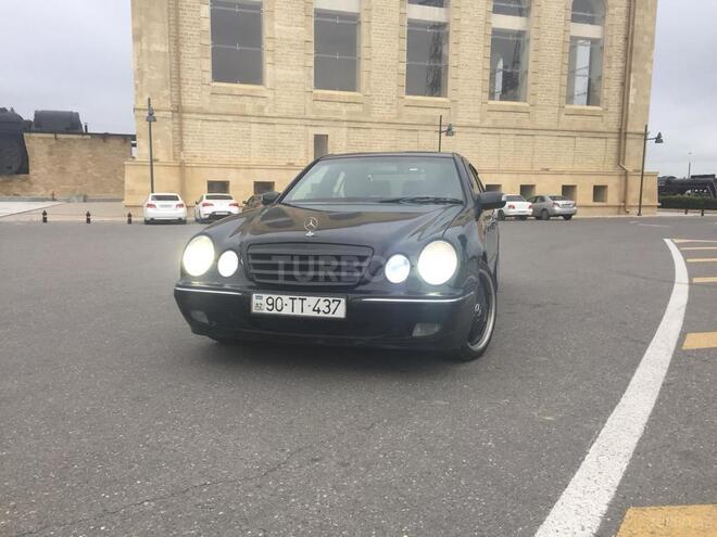 Mercedes E 430 2002, 272,421 km - 4.3 l - Bakı