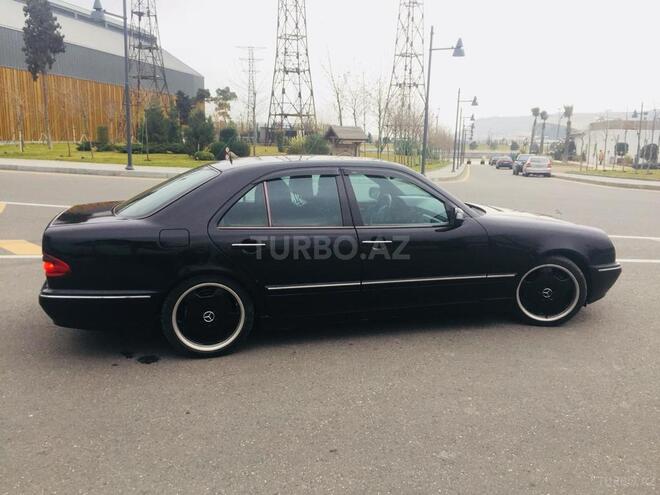 Mercedes E 430 2002, 272,421 km - 4.3 l - Bakı