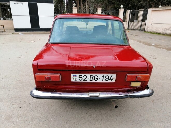 LADA (VAZ) 21011 1980, 200,000 km - 1.5 l - Salyan