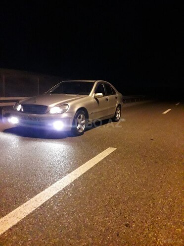 Mercedes C 220 2000, 213,421 km - 2.2 л - Bakı