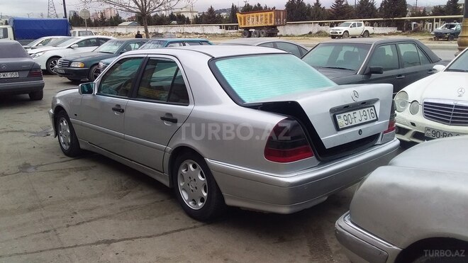 Mercedes C 220 1997, 456,789 km - 2.2 l - Bakı