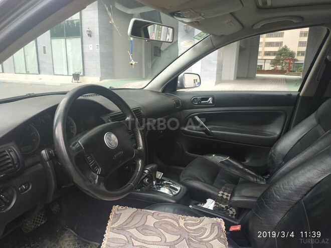 Volkswagen Passat 2003, 167,000 km - 1.8 l - Bakı