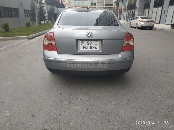 Volkswagen Passat 2003, 167,000 km - 1.8 l - Bakı