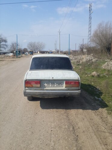 LADA (VAZ) 2105 1981, 250,000 km - 1.6 л - Şirvan