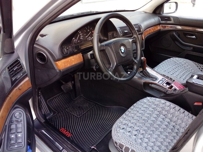 BMW 528 1996, 295,000 km - 2.8 l - Sumqayıt