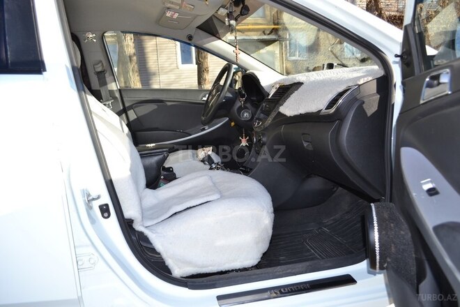 Hyundai Accent 2012, 100,000 km - 1.6 л - Bakı
