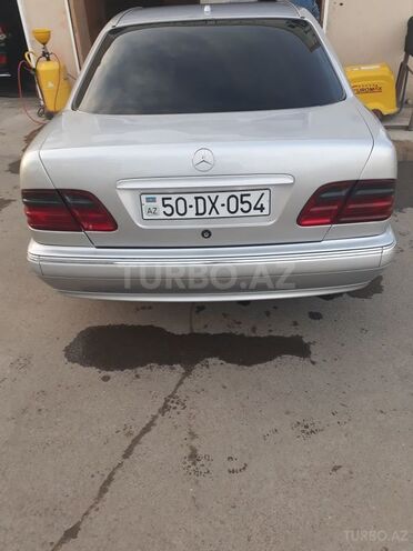 Mercedes E 320 1999, 224,000 km - 3.2 l - Sabirabad