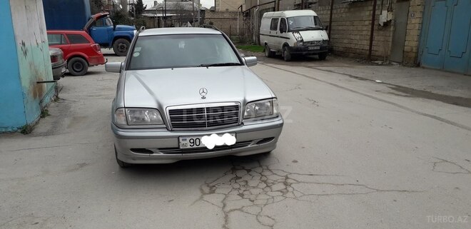 Mercedes C 220 1999, 275,000 km - 2.2 л - Bakı