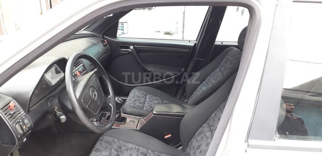 Mercedes C 220 1999, 275,000 km - 2.2 л - Bakı