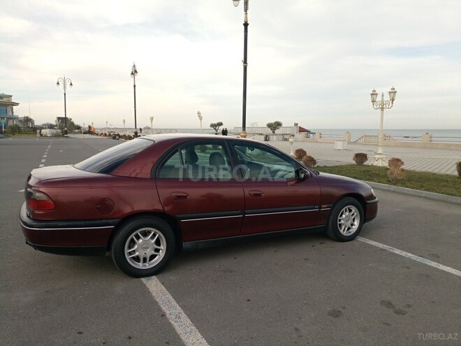 Opel Omega 1998, 285,000 km - 2.5 l - Sumqayıt