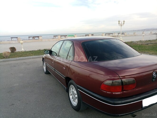 Opel Omega 1998, 285,000 km - 2.5 l - Sumqayıt