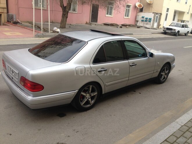 Mercedes E 230 1996, 444,507 km - 2.3 l - Bakı