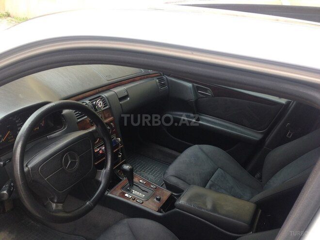 Mercedes E 230 1996, 444,507 km - 2.3 l - Bakı
